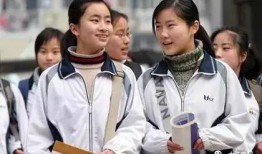 龙南学生爆料事件最新,真相揭开，校园风波再起！